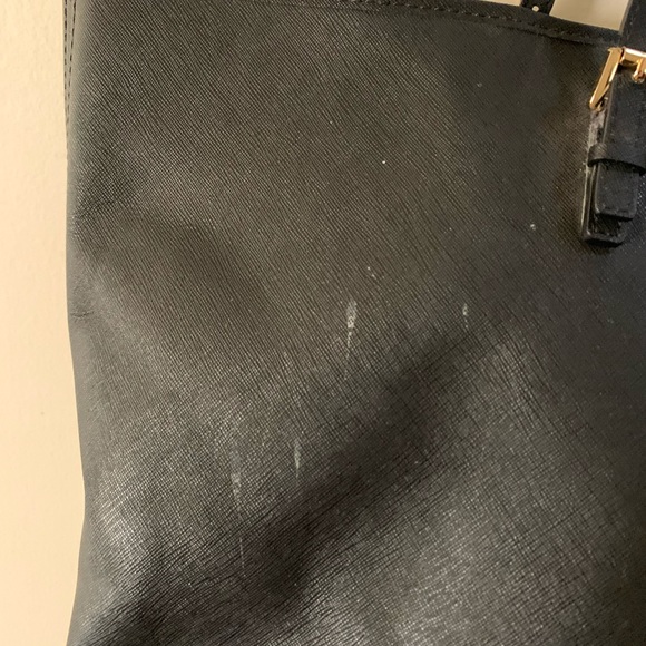 Michael Kors Black Saffiano Leather Jet Set Tote - Picture 4 of 5